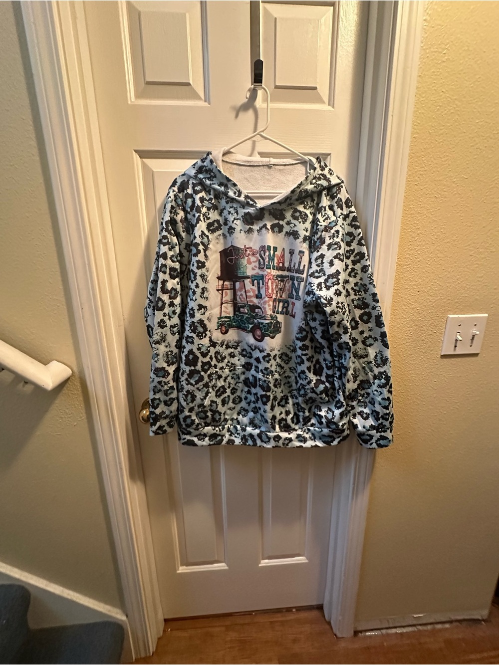 Girls' Light Blue Leopard Print Hoodie Sweatshirt